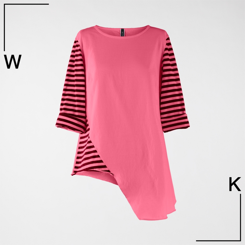 T-SHIRT WITH STRIPED DETAIL