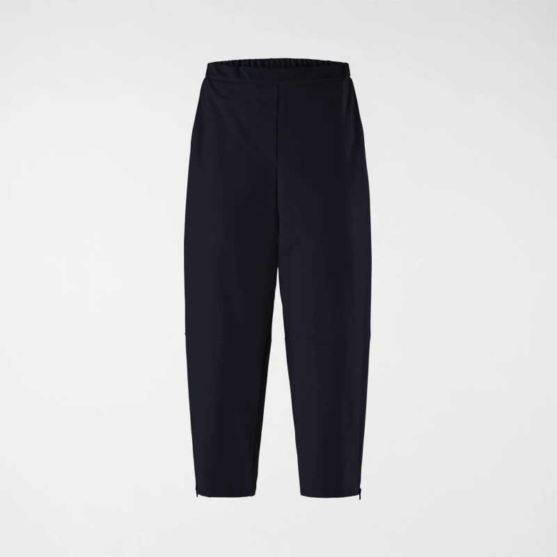 PANTALONI CON DETTAGLIO...