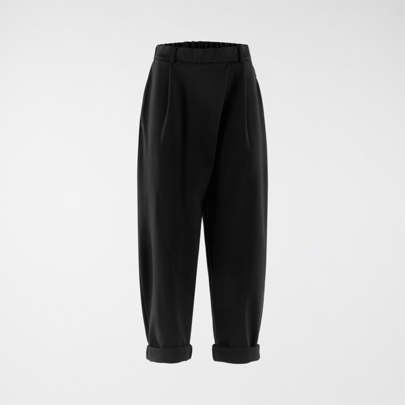 ELEGANT TROUSERS WITH PLEATS