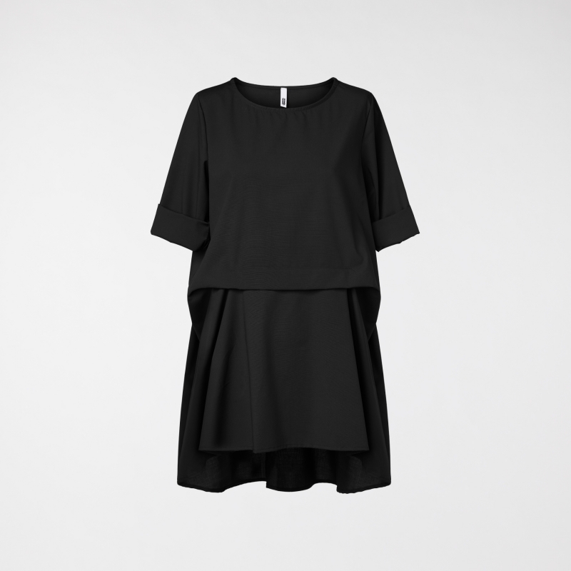 T-SHIRT WITH FRONTAL PLEAT