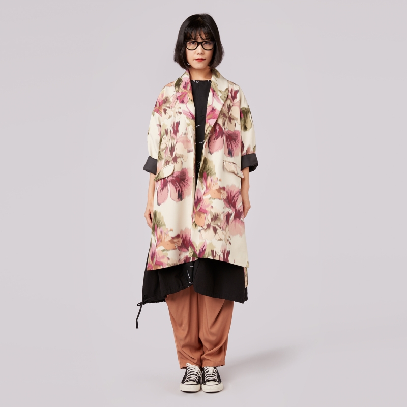 KIMONO JACKET WITH FLOWERS...