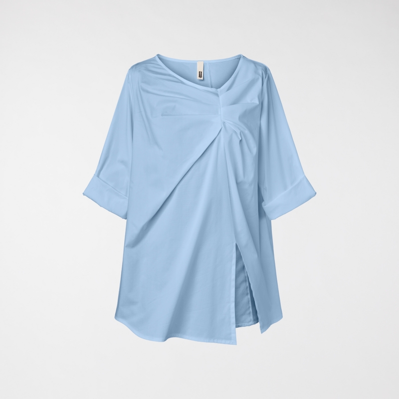 BLUSA CON DETTAGLIO PINCE