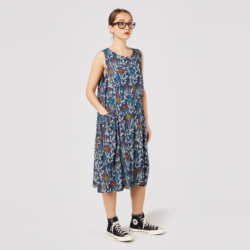 MIDI DRESS WITH FLOWERS...