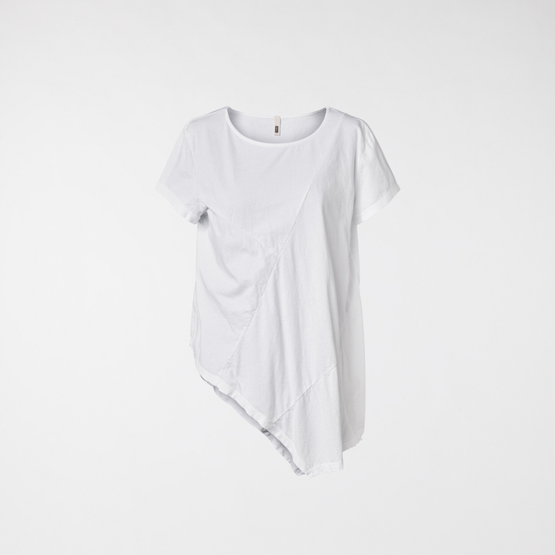 T-SHIRT WITH ASYMMETRIC CUT