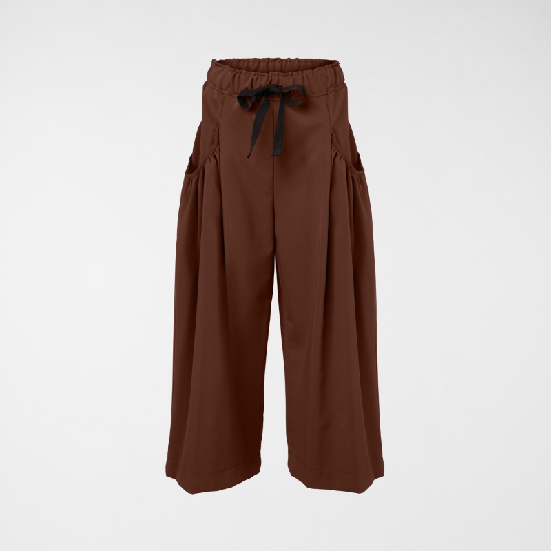 PANTALONI LARGHI CON TASCHE...