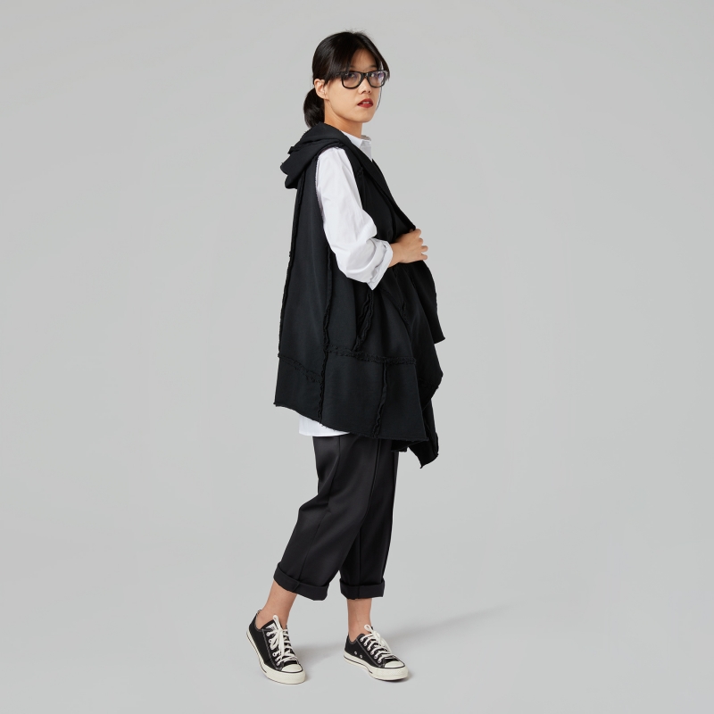 WAISTCOAT IN HEAVY COTTON...