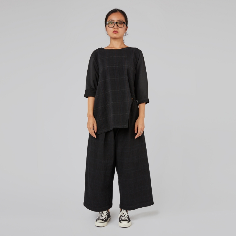 PANTALONI IN TESSUTO TARTAN...
