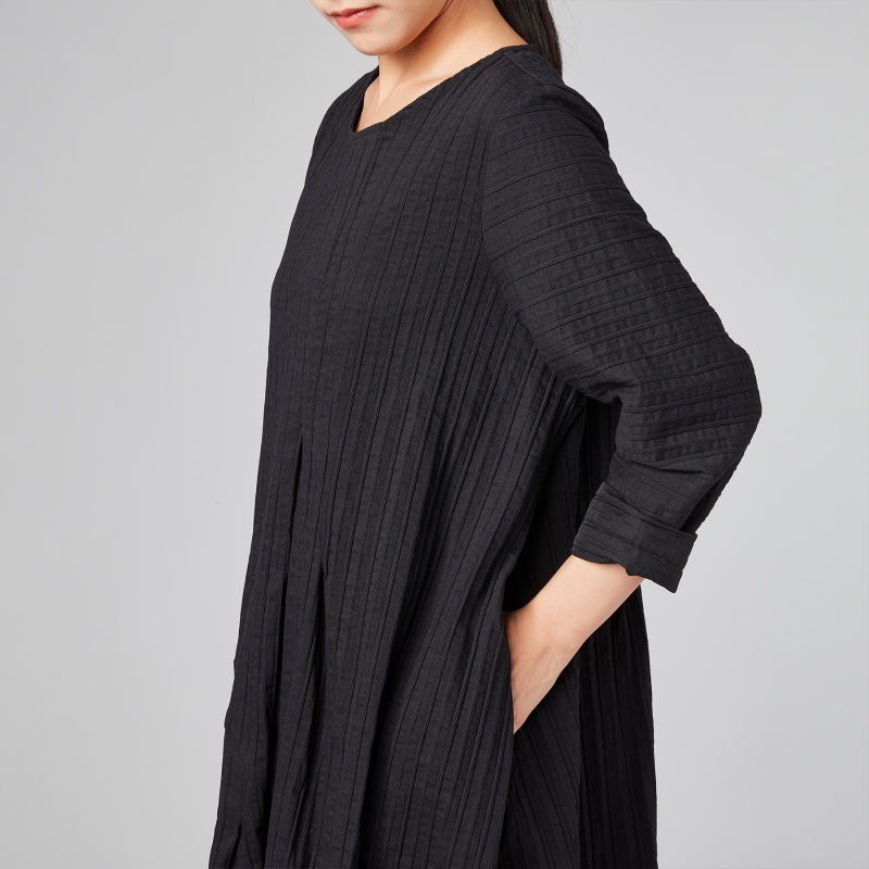 Egg shaped dress deals