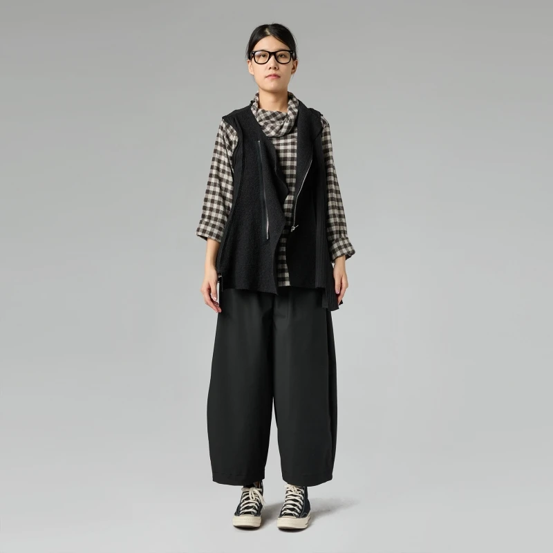 UNSTRUCTURED VEST WITH ZIP