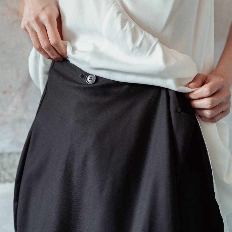 EGG-SHAPED SKIRT WITH...