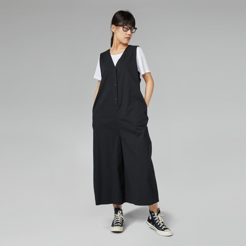 TRAJE DE ALGODON CON BOTONES