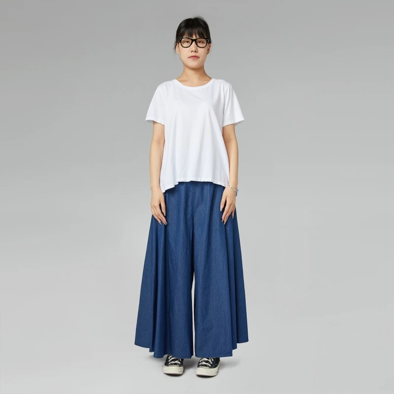 PANTALONI SVASATI IN DENIM
