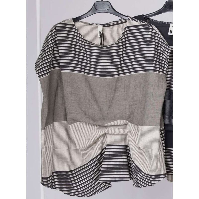 art 225163 top