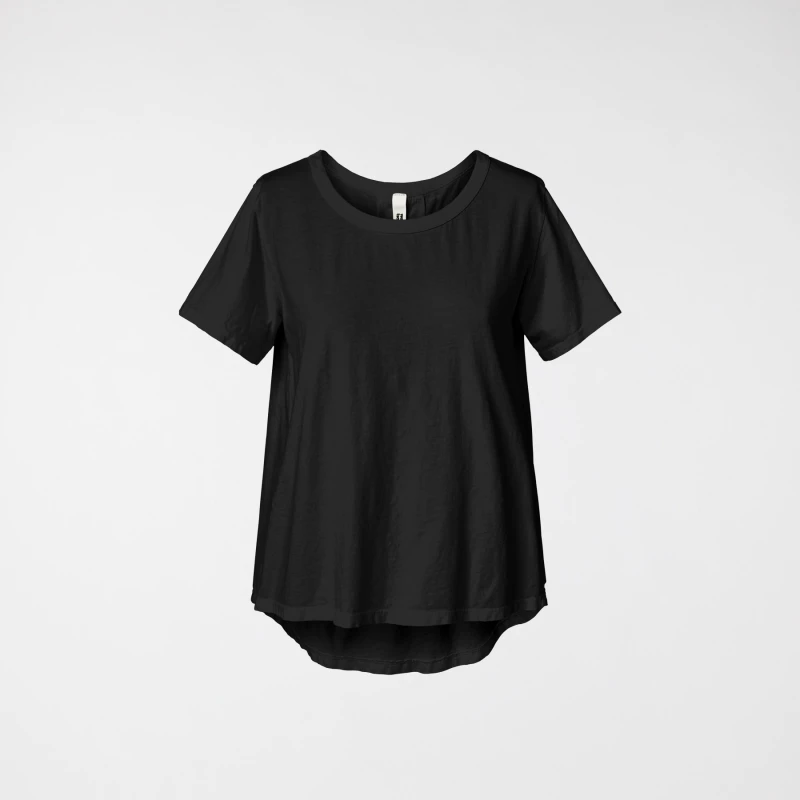 T-SHIRT BASICA A MANICHE...