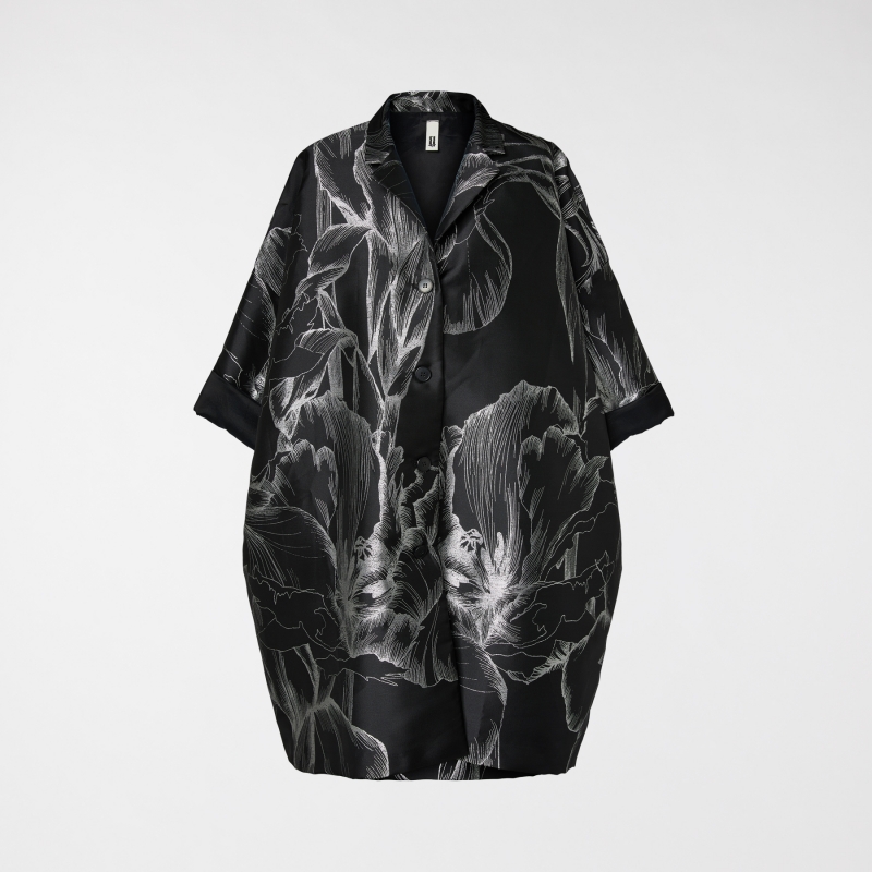CHAQUETA KIMONO CON FLORES...