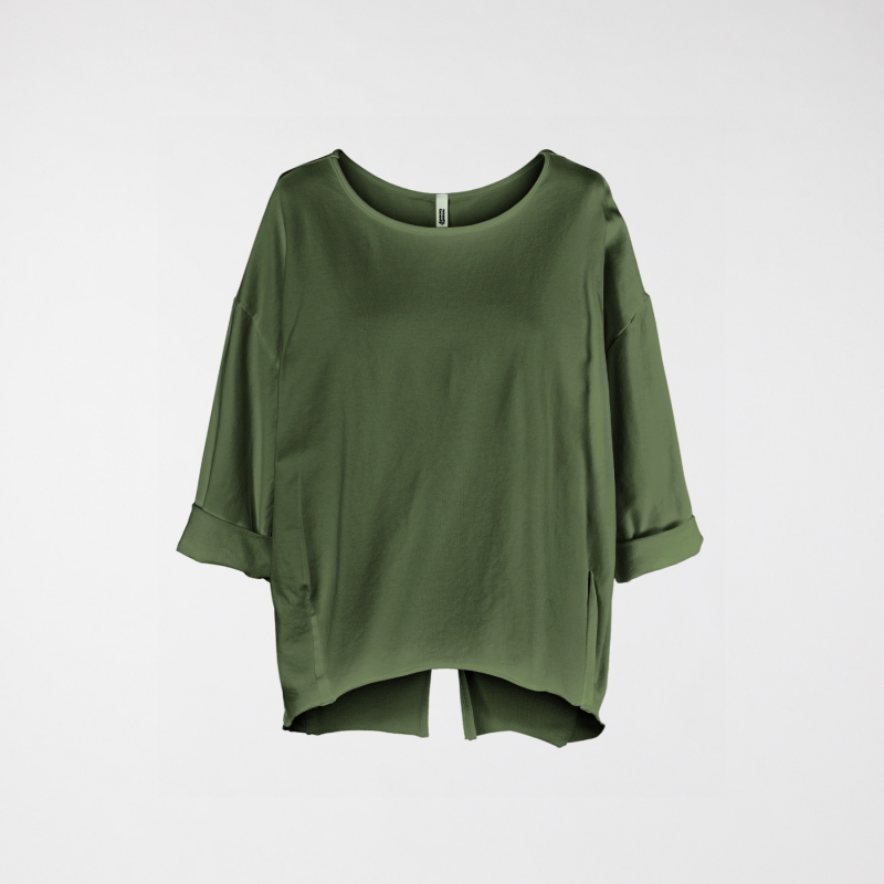 T-SHIRT À CAPUCHE AVEC...