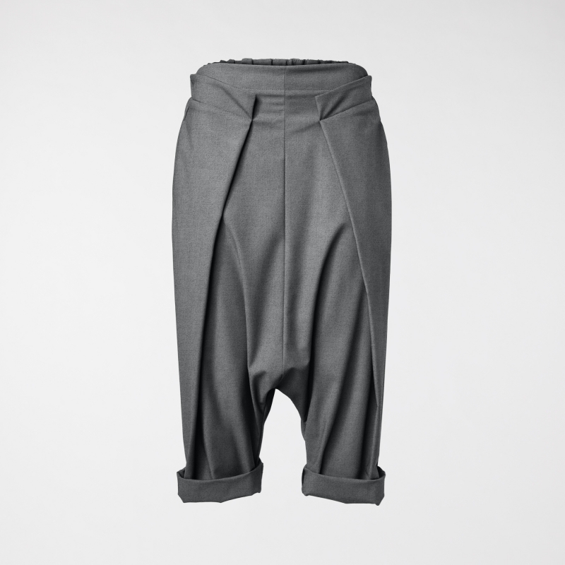 CROPPED-HOSE MIT FALTEN GRAU