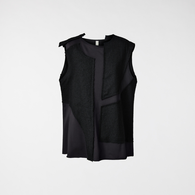 VEST WITH WOOL INLAYS