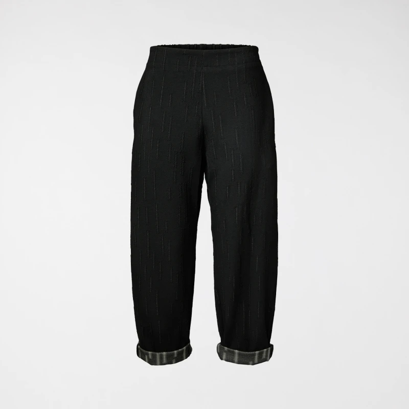 PANTS WITH EMBOSSED HATCHING