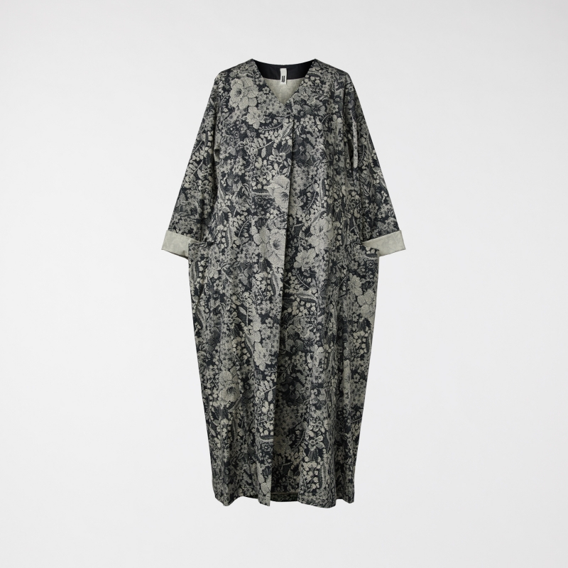 PRINTED TAPESTRY PATTERN DRESS