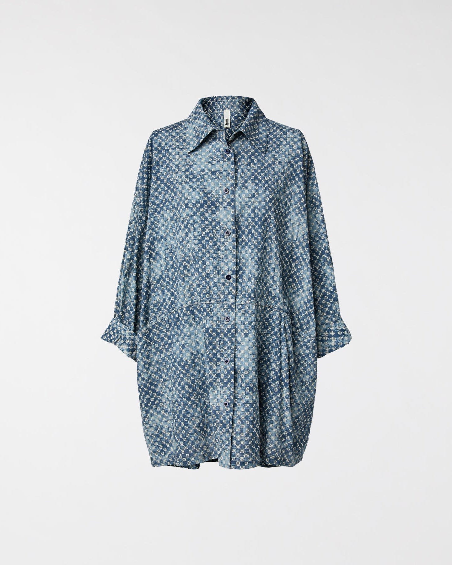 SHIRT WITH SMALL PRINT