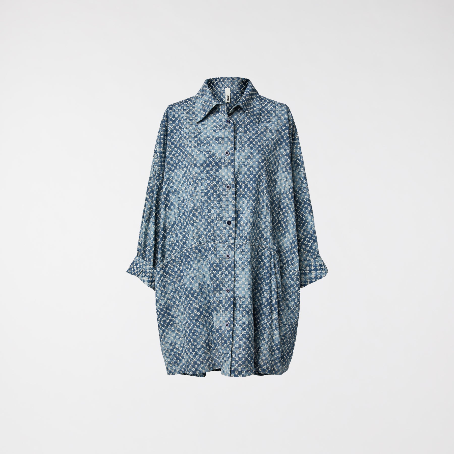 SHIRT WITH SMALL PRINT