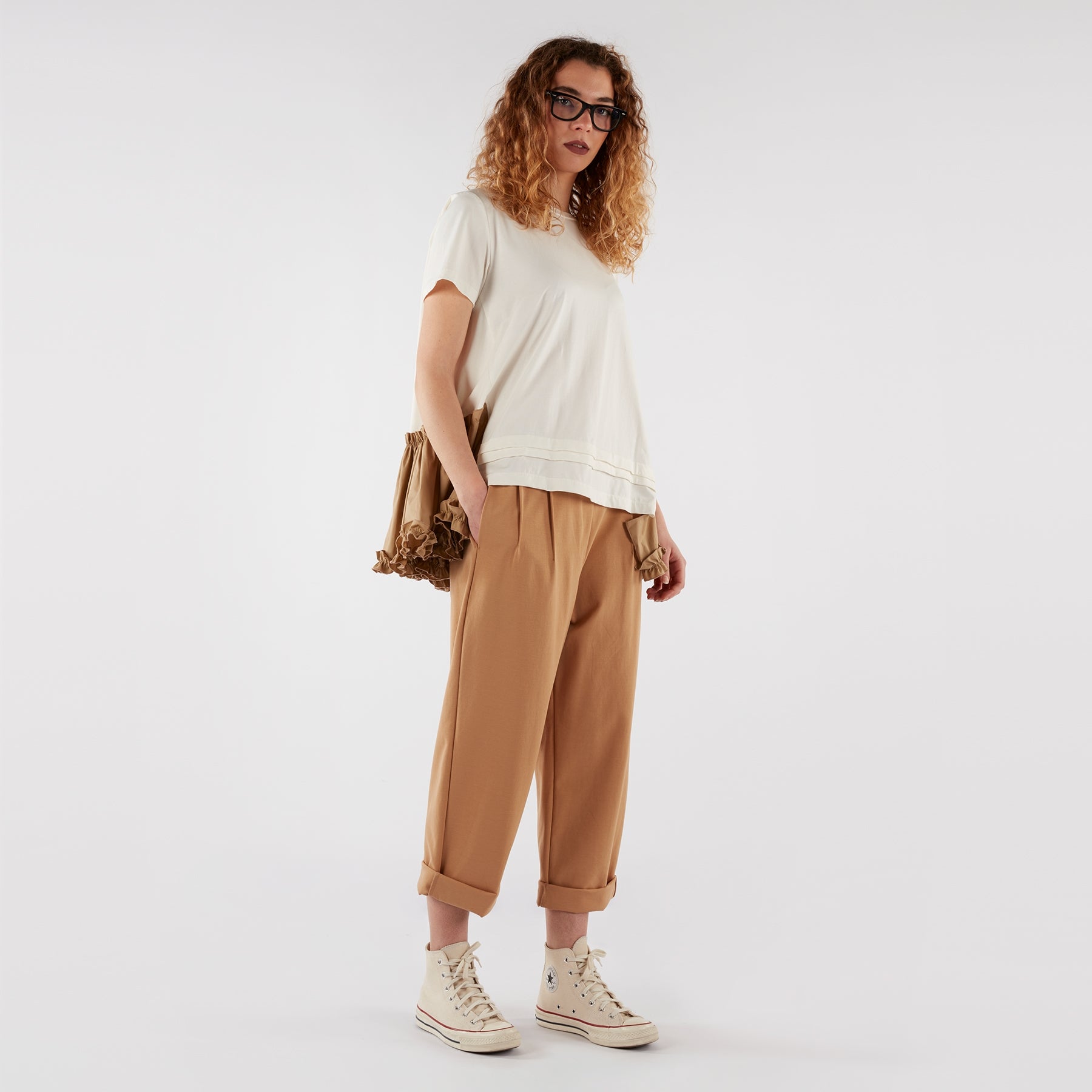 PANTALONES HOLGADOS CON PLIEGUES