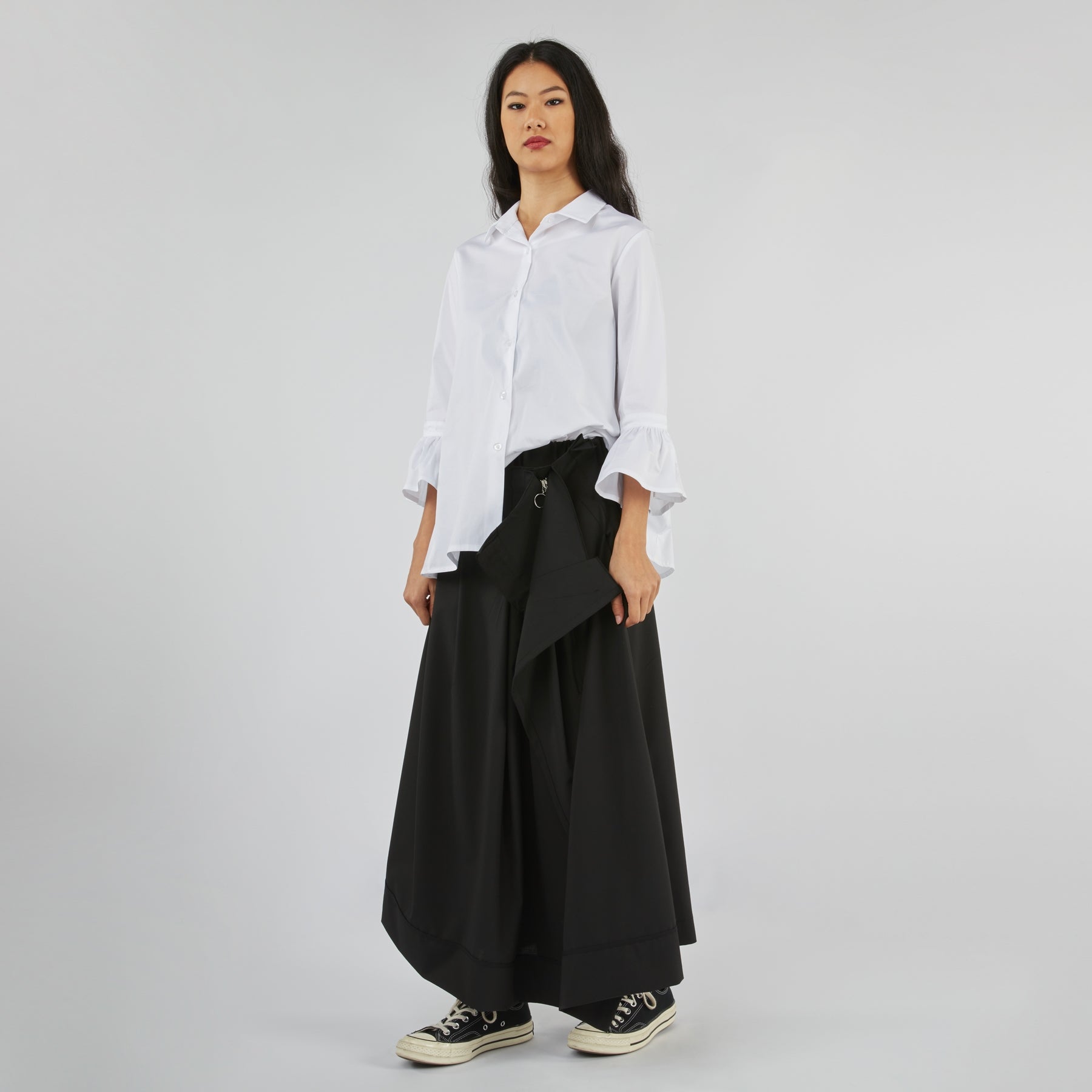 PANTALON AVEC PARÉO À EFFET JUPE SUR LE DEVANT