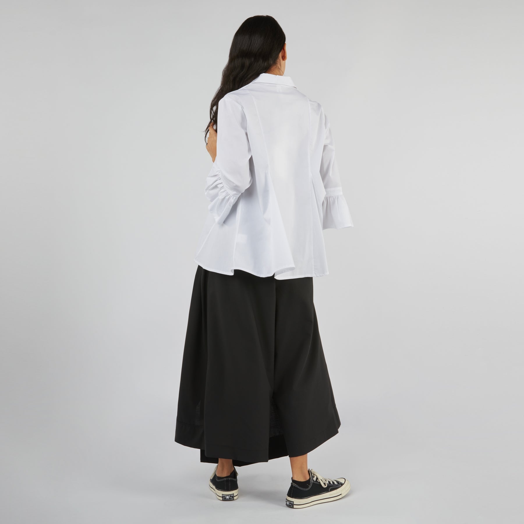 PANTALON AVEC PARÉO À EFFET JUPE SUR LE DEVANT