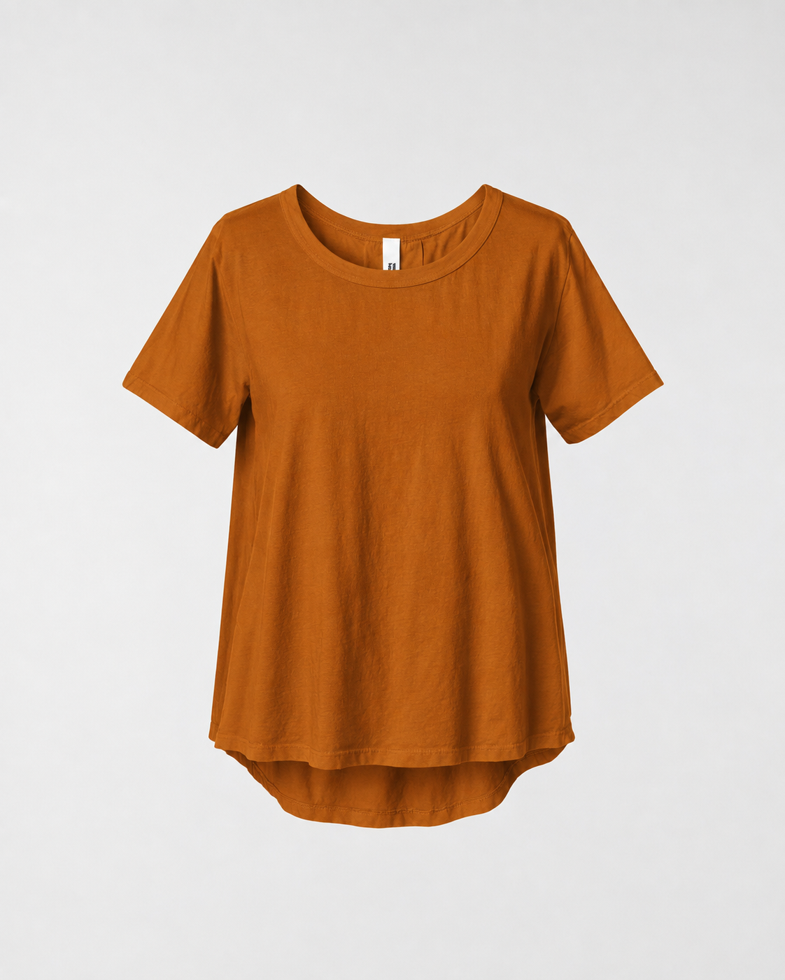BASIC SHORT-SLEEVED T-SHIRT