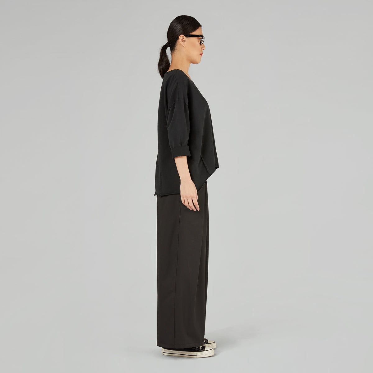 SWEATSHIRT WITH BACK SPLIT
