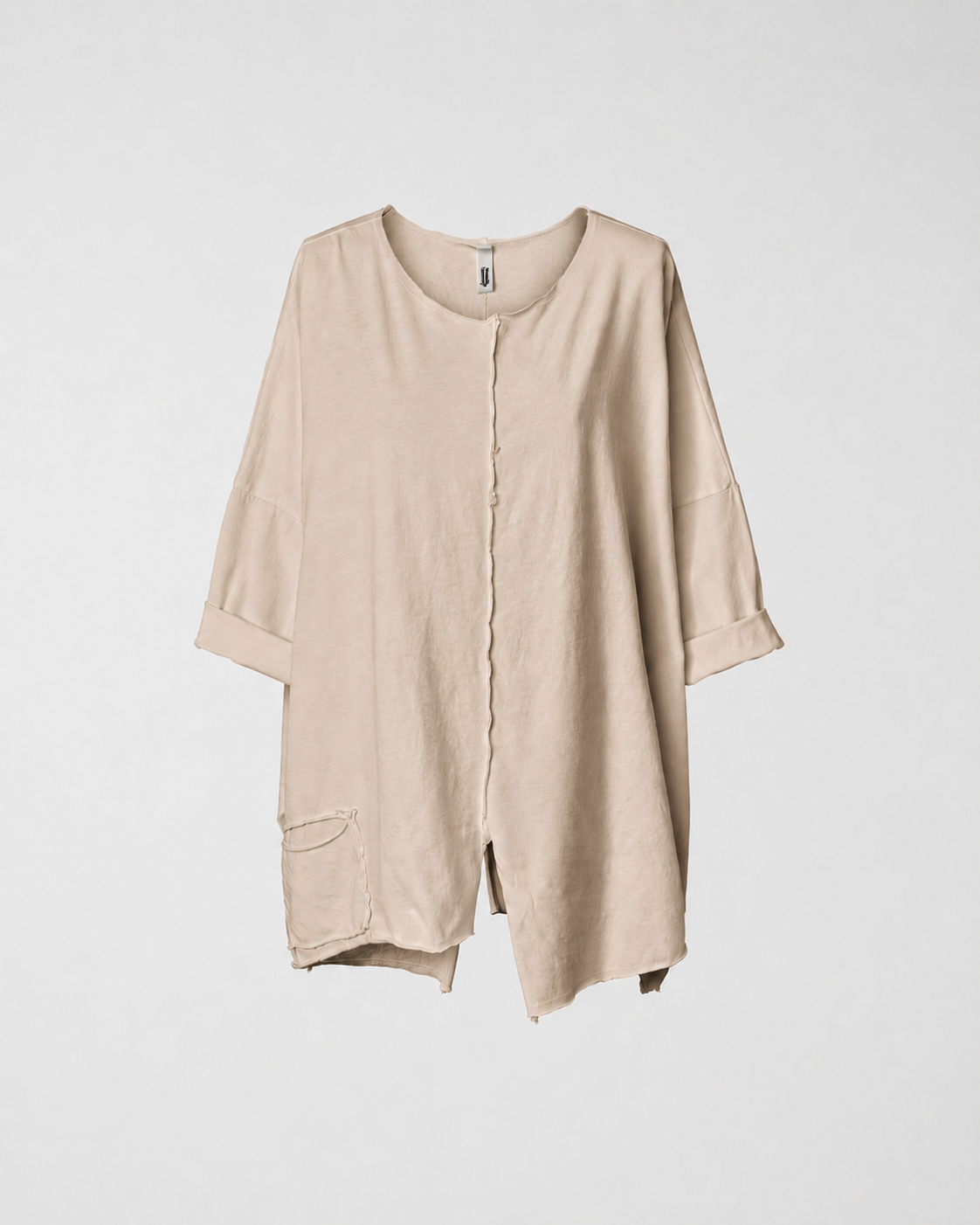 T-SHIRT MIT KLEINER TASCHE