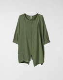 T-SHIRT MIT KLEINER TASCHE