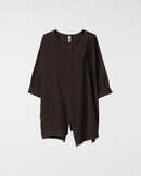 T-SHIRT MIT KLEINER TASCHE