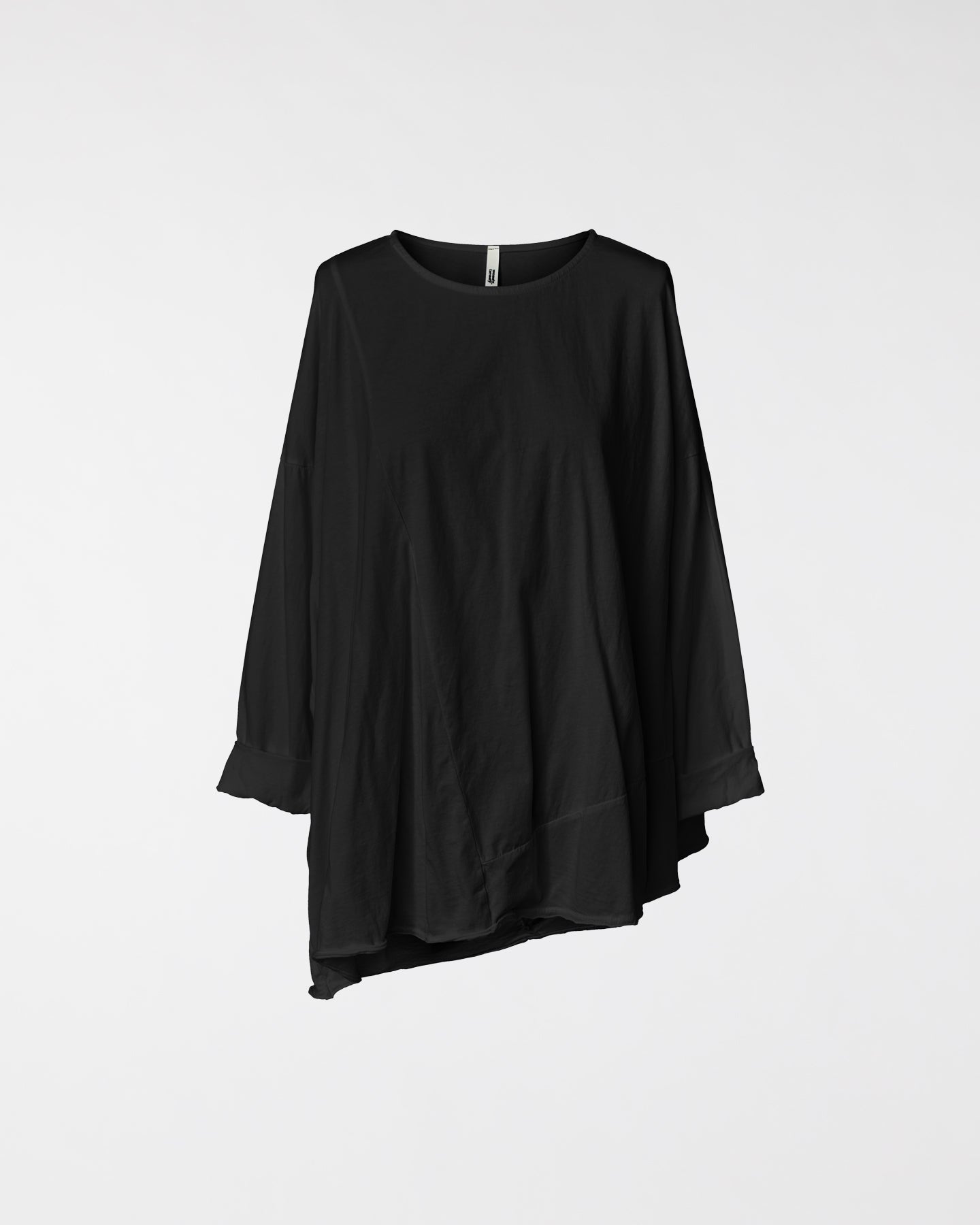 T-SHIRT MIT DRAPIERUNG AUF DER RÜCKSEITE