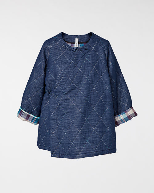 CAPPOTTO TRAPUNTATO CON CHIUSURA AD ALAMARI