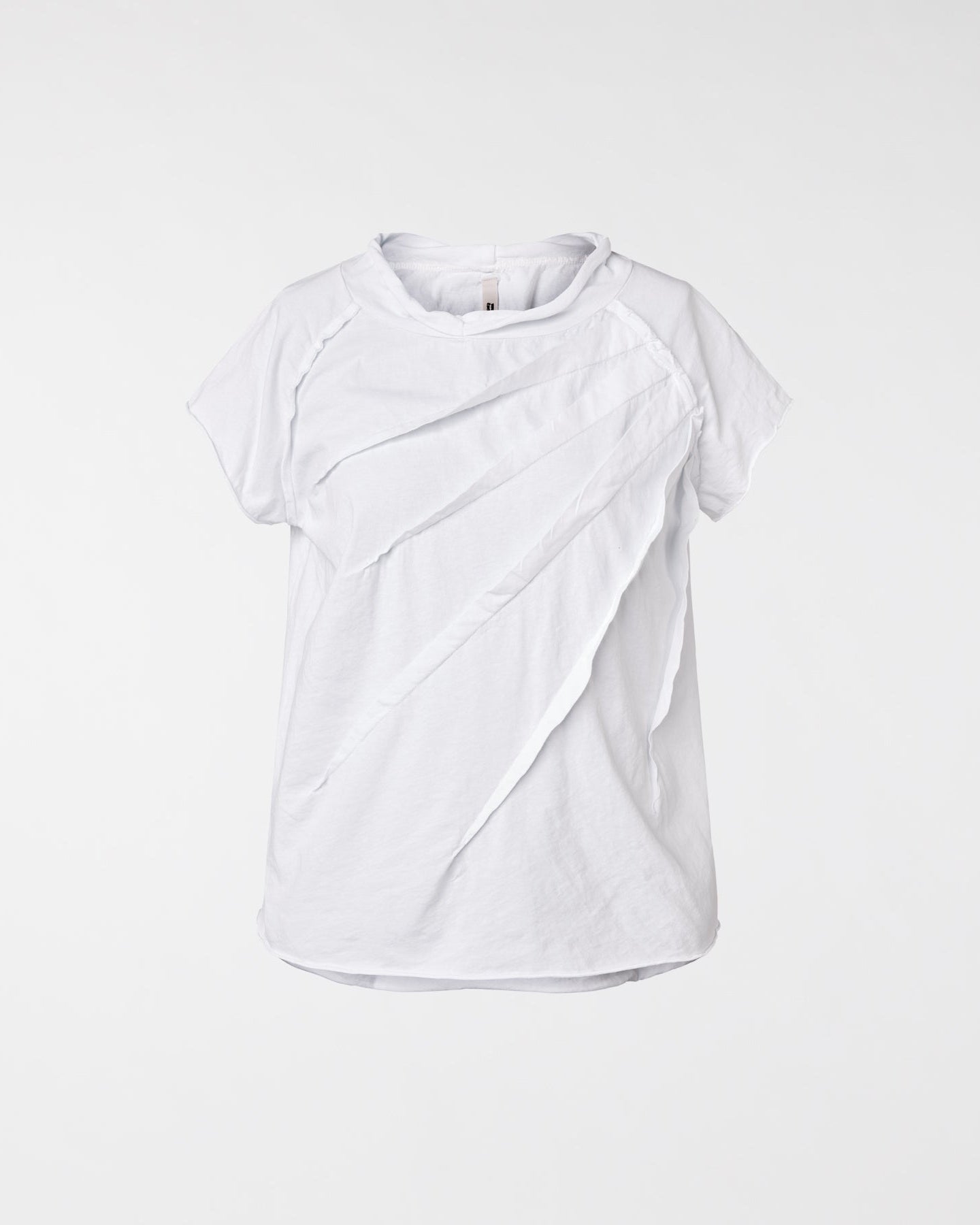 T-SHIRT WITH PLEATS DETAILS