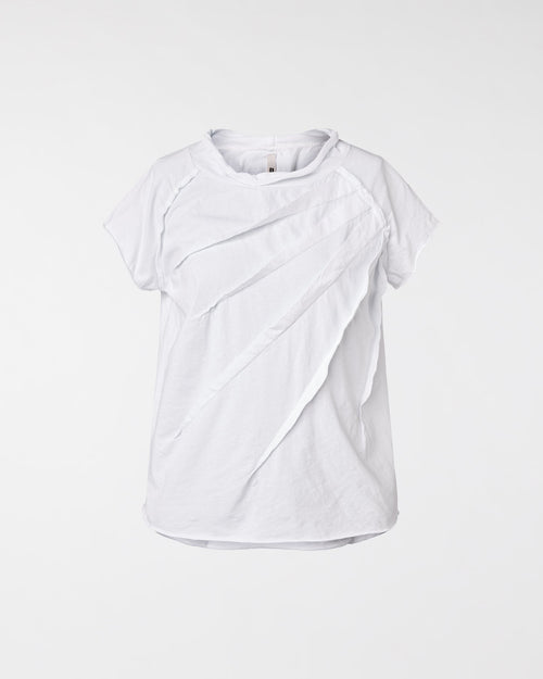 T-SHIRT WITH PLEATS DETAILS
