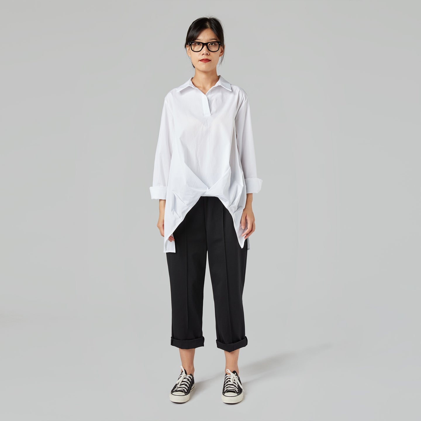 CAMICIA CON INTRECCIO FRONTALE