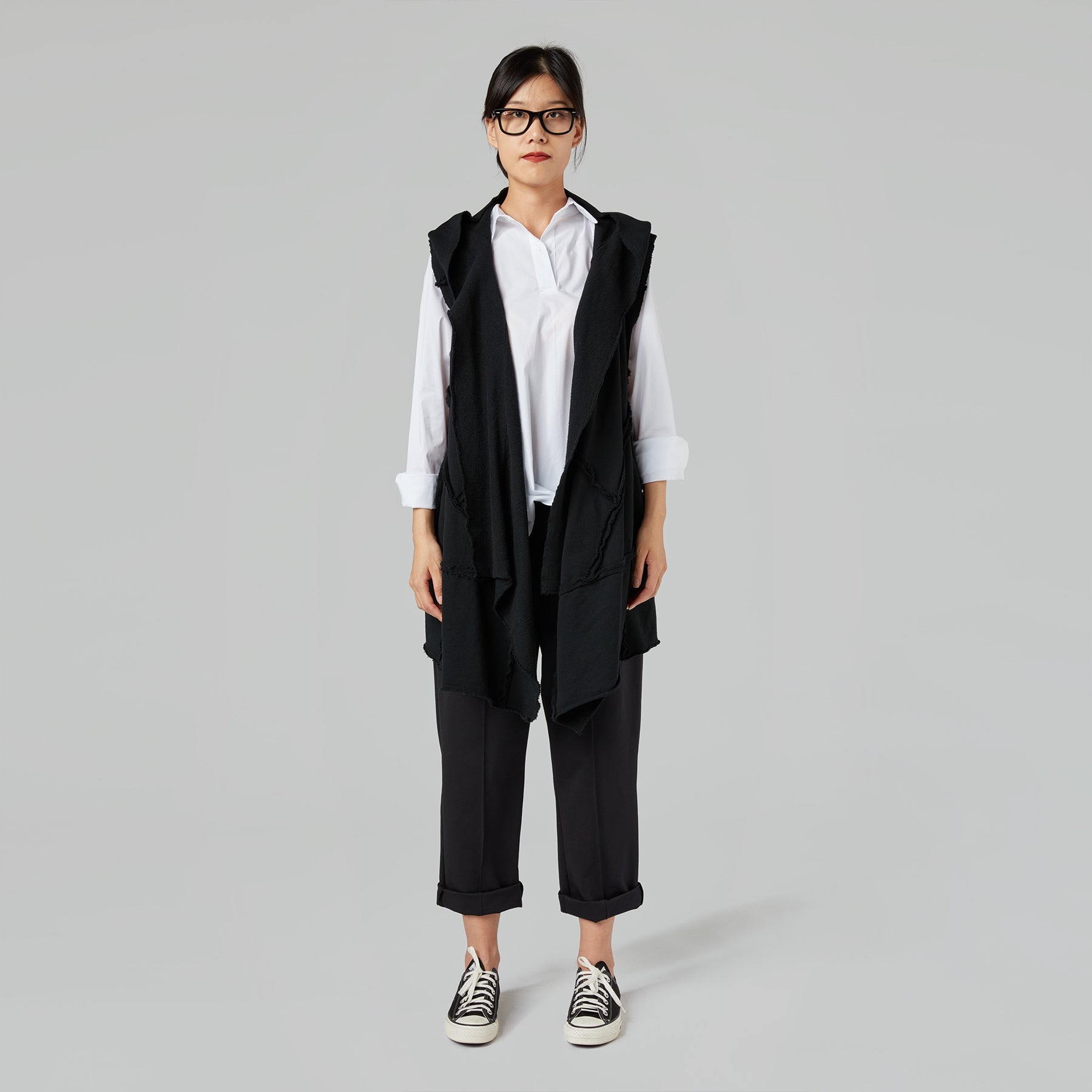 SHIRT WITH FRONTAL TWIST