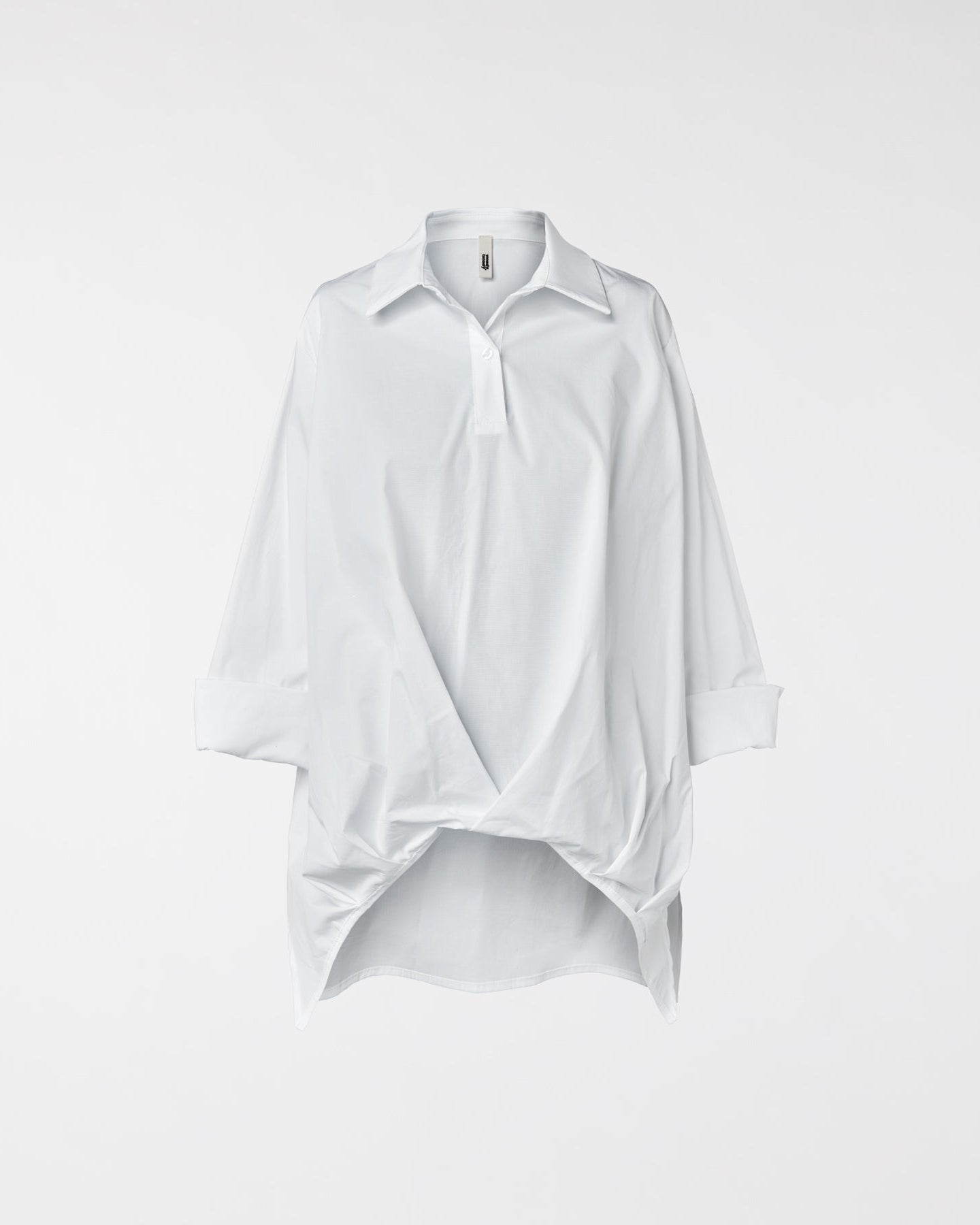 CAMICIA CON INTRECCIO FRONTALE