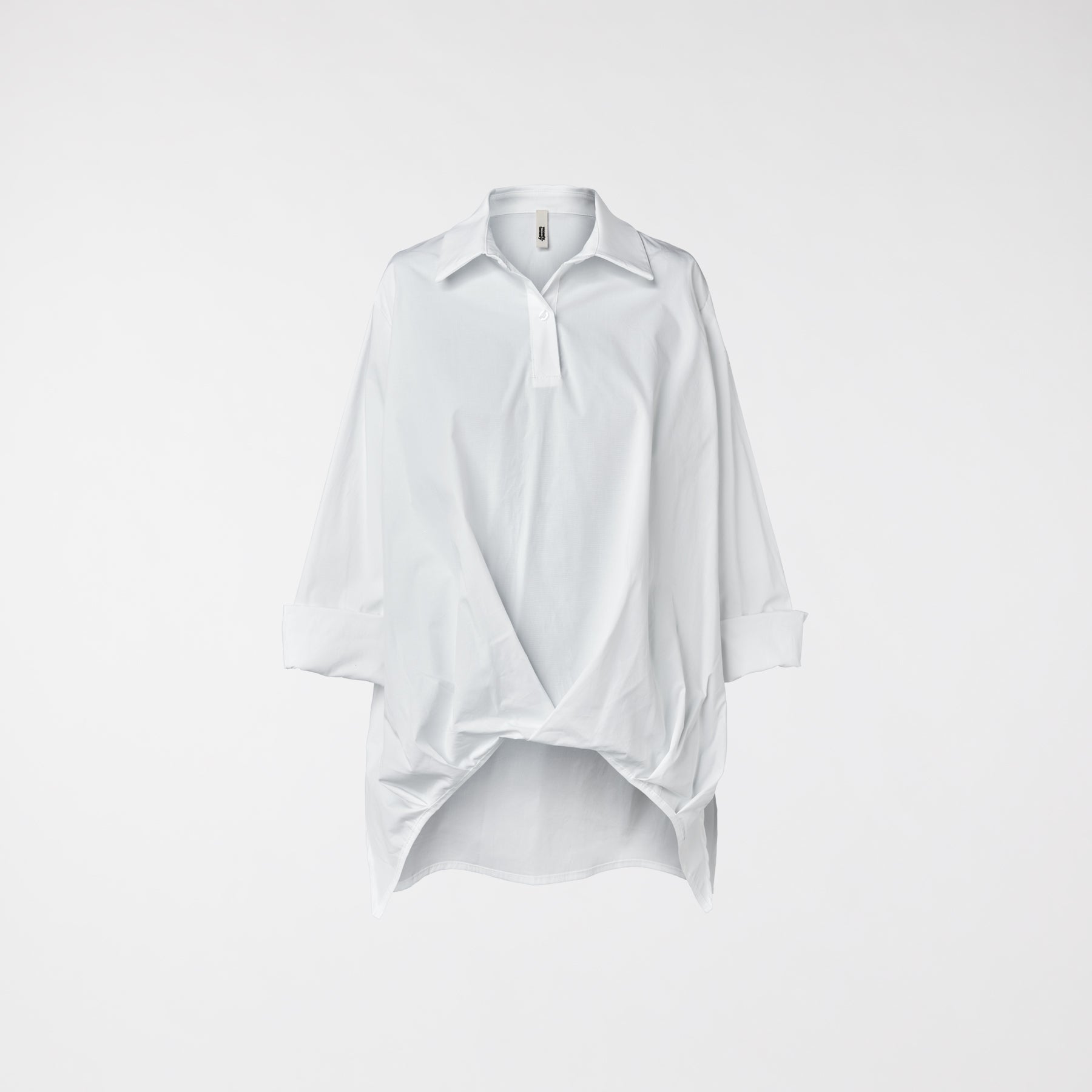 CAMICIA CON INTRECCIO FRONTALE