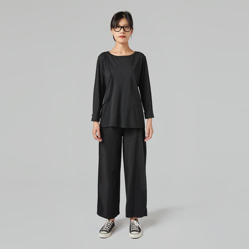 T-SHIRT WITH SEAM DETAIL