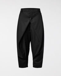 TROUSERS WITH WALLET CLOSURE