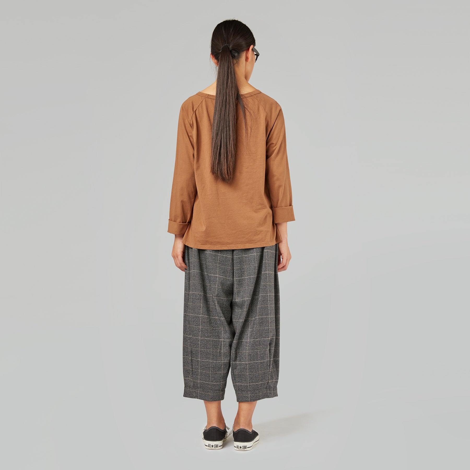 T-SHIRT WITH SEAMS IN COTTON JERSEY FABRIC