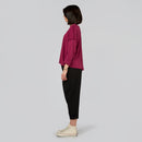 PANTALÓN BAGGY CON PLIEGUES EN LA CINTURA