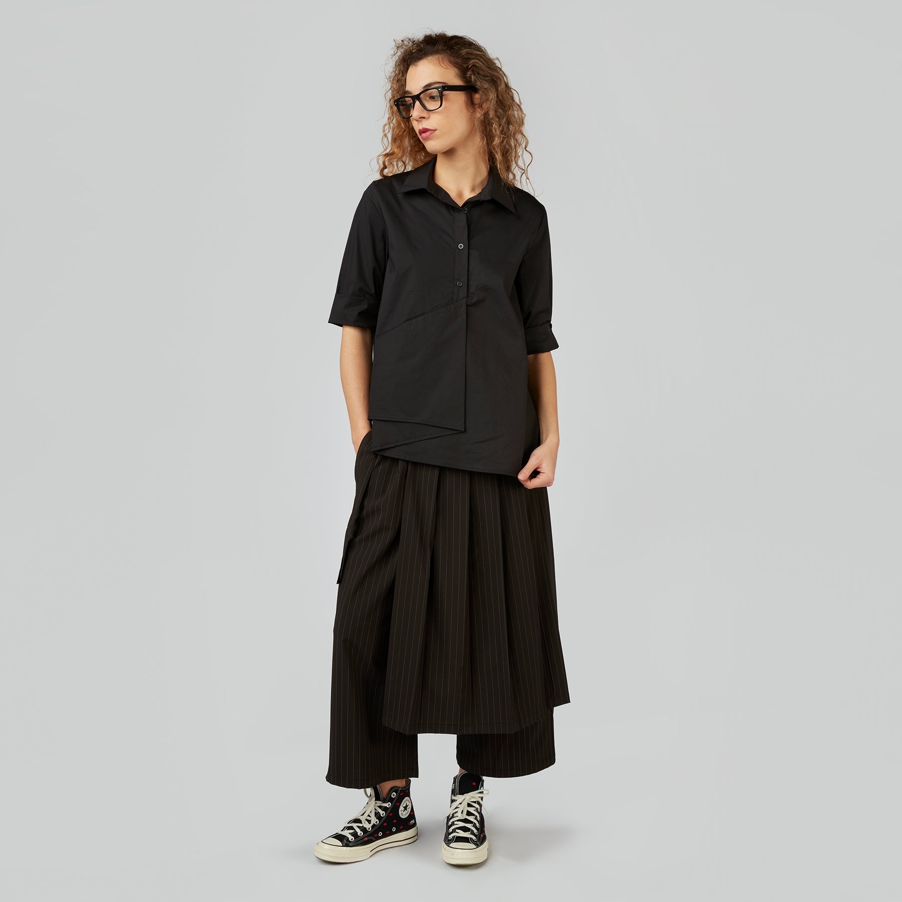 PANTALONI EFFETTO PAREO IN TESSUTO GESSATO