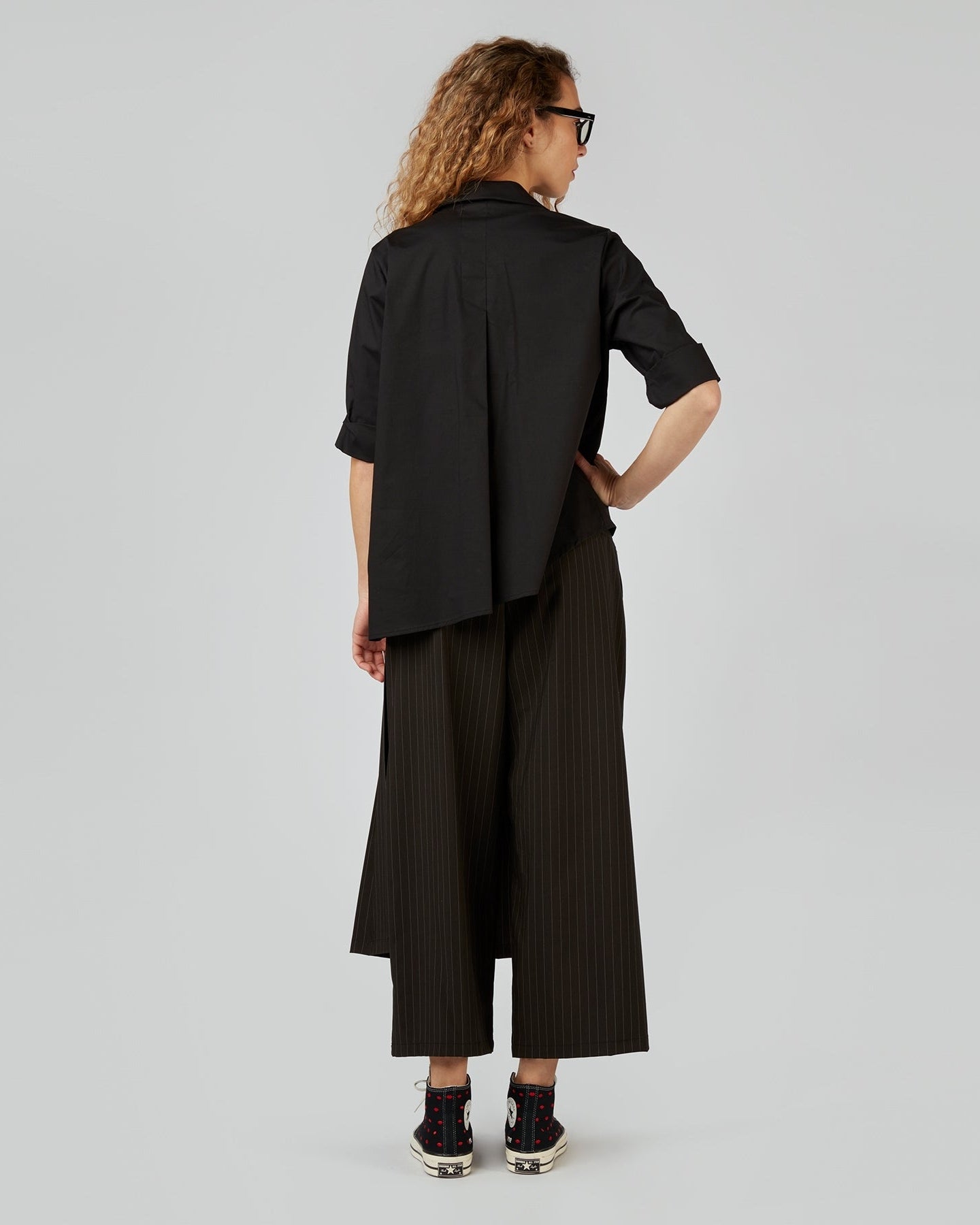 PANTALONI EFFETTO PAREO IN TESSUTO GESSATO