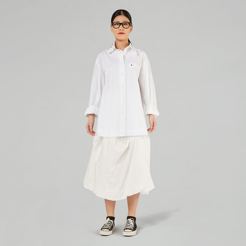 SHIRT WITH ACCESSORIES ON THE COLLAR