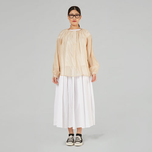 BLOUSE WITH TEARDROP CLOSURE ON THE BACK